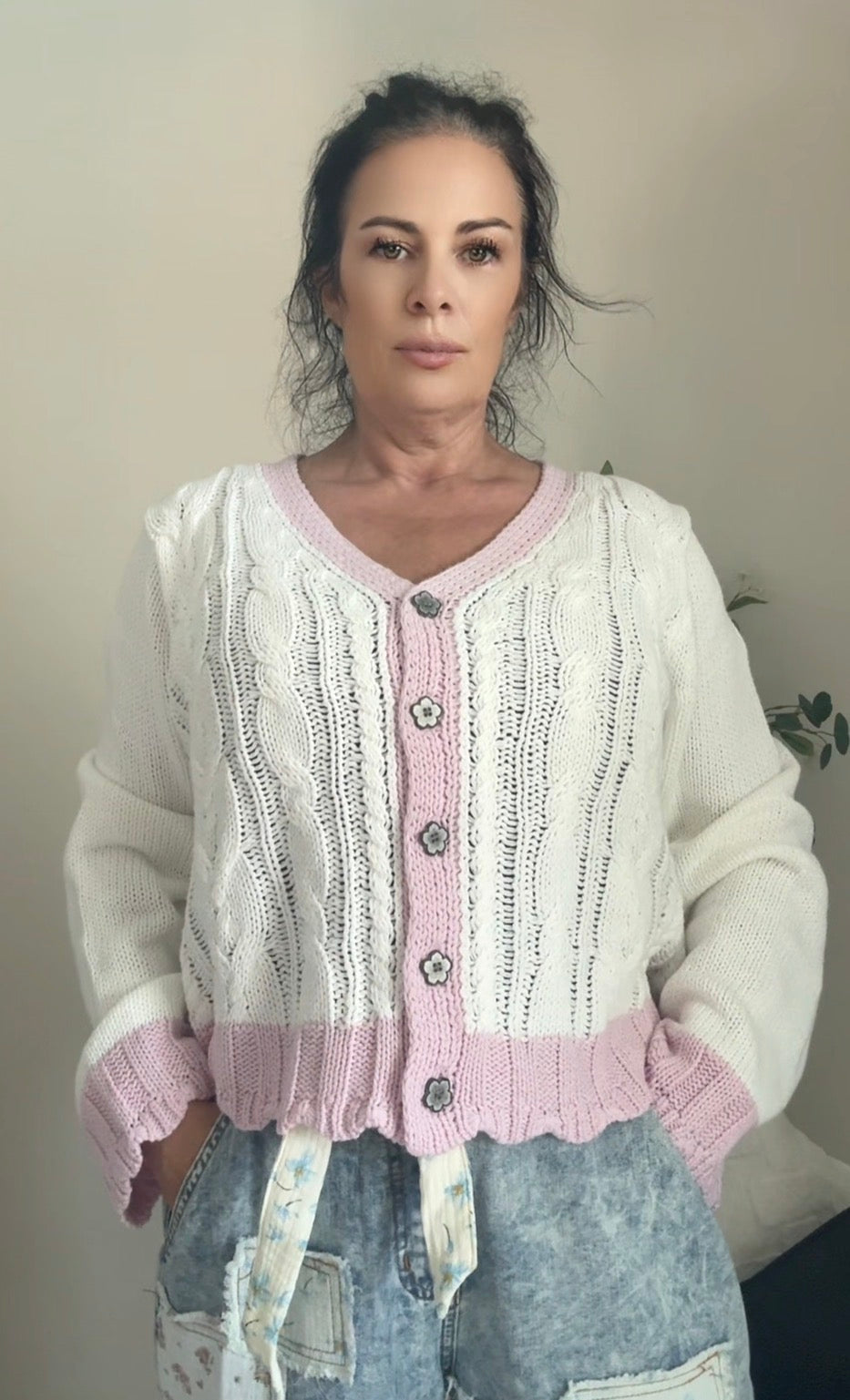 Lipstick 💄 Cardigan