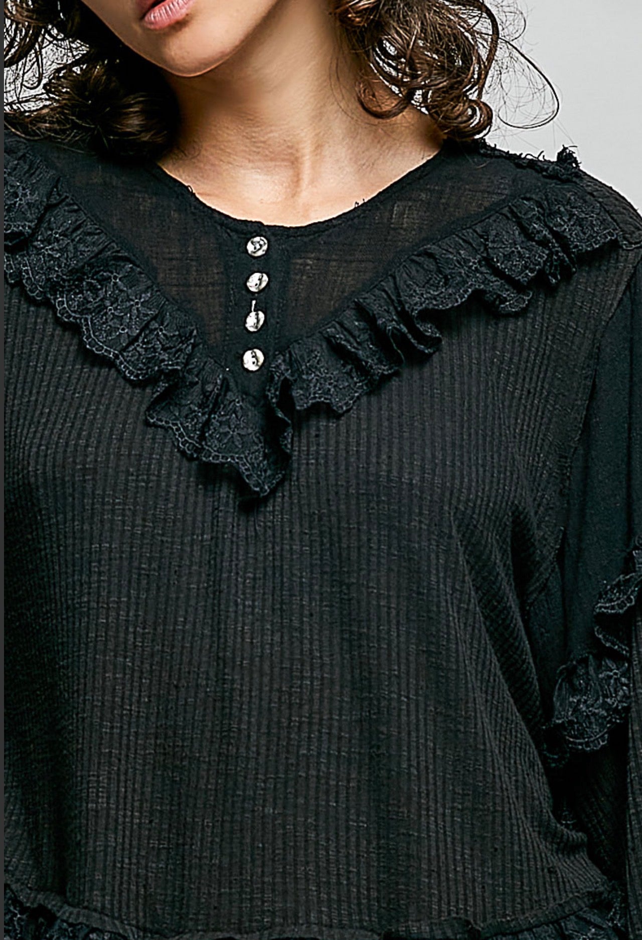 Henley Ruffle