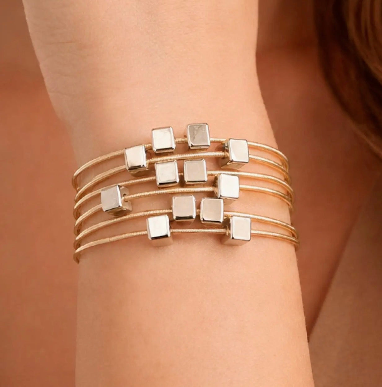 Bracelet 9