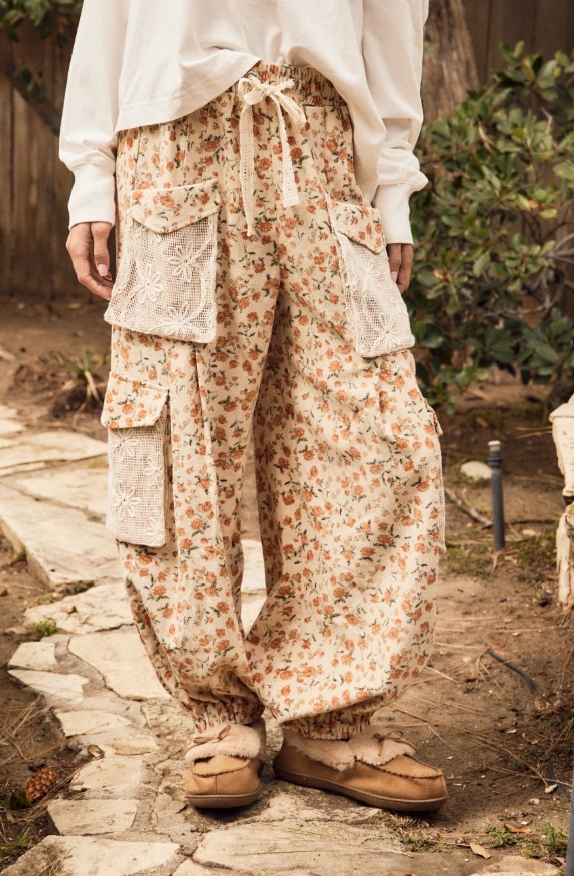 Cottage Rose Cargo Pants