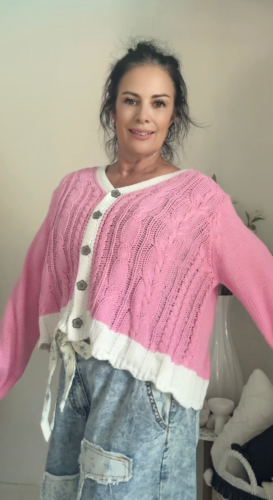 Lipstick 💄 Cardigan