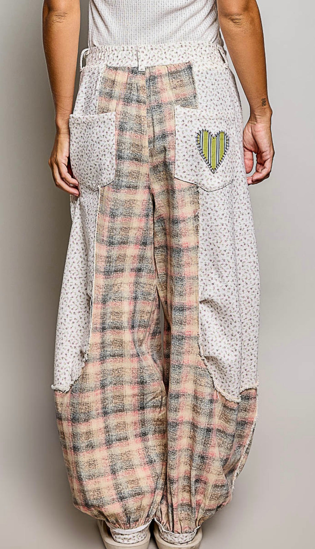 Pretty in Pink Plaid Pants 💕