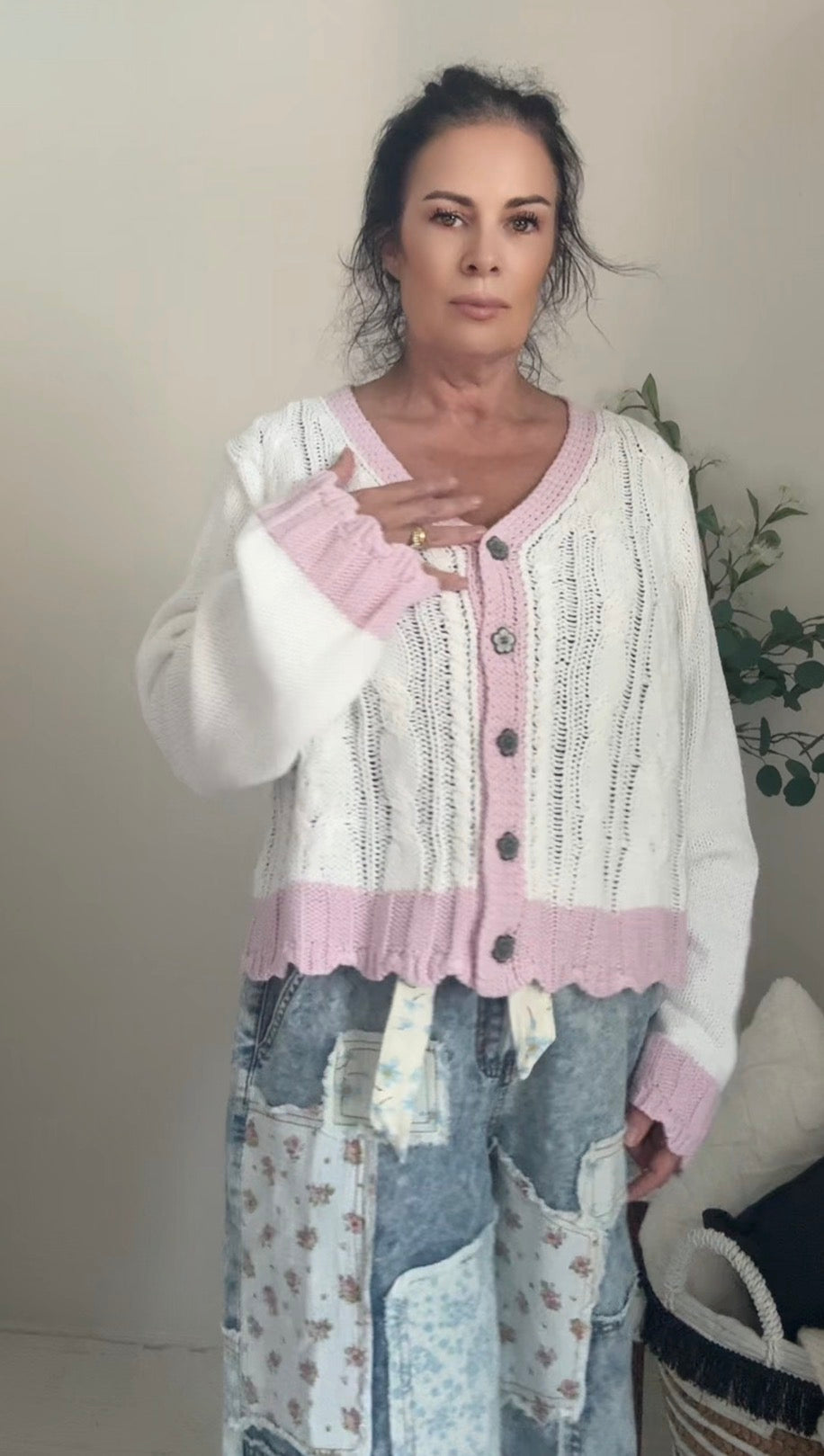 Lipstick 💄 Cardigan