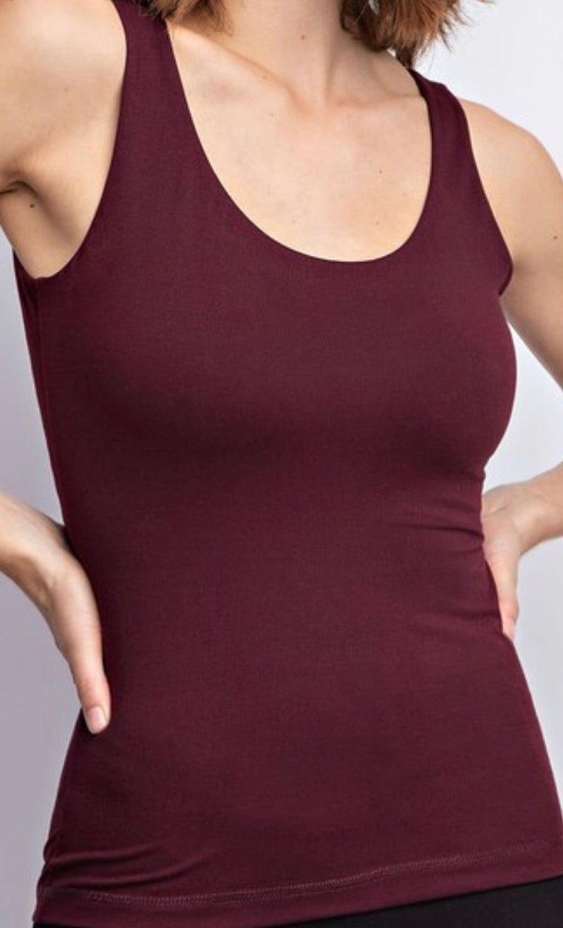 Dakota Tank Tops Scoop