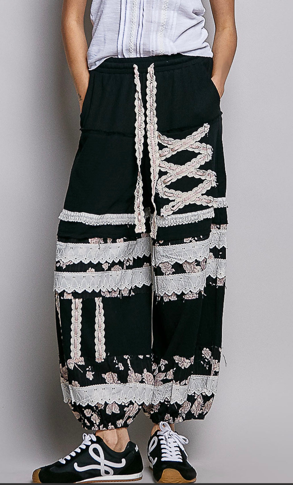In the Details Jogger Pant