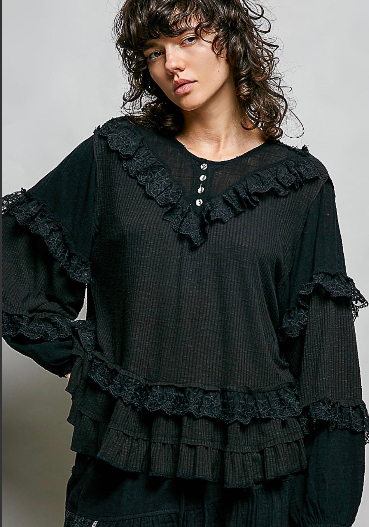 Henley Ruffle